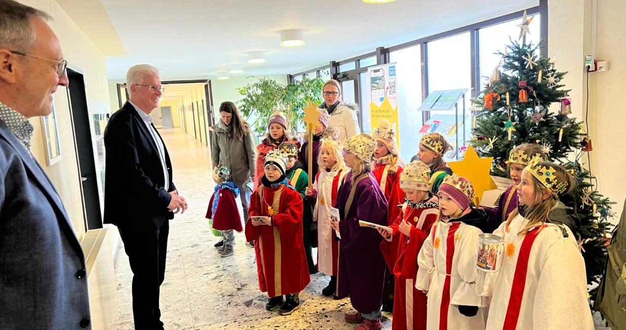 Sternsinger St. Heribert, Kreuzau im Rathaus