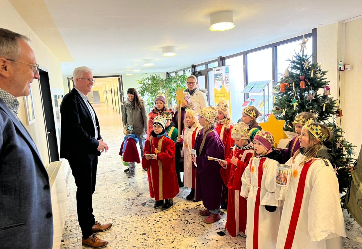 Sternsinger St. Heribert, Kreuzau im Rathaus